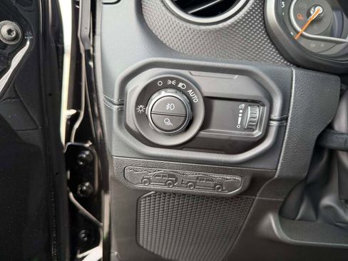 New 2026 Jeep Gladiator Rubicon image 25