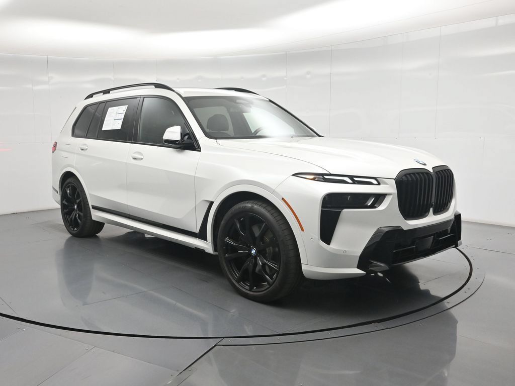 Used 2025 BMW X7 xDrive40i w/ M Sport Package AWD/4WD image 49