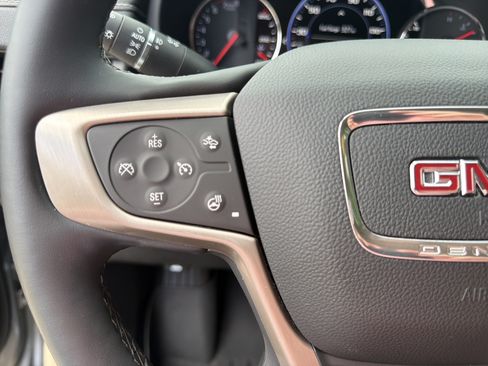 Used 2024 GMC Terrain Denali AWD/4WD image 24