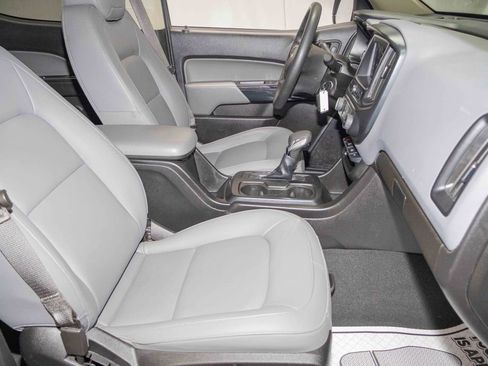 Used 2022 Chevrolet Colorado W/T w/ WT Convenience Package image 15