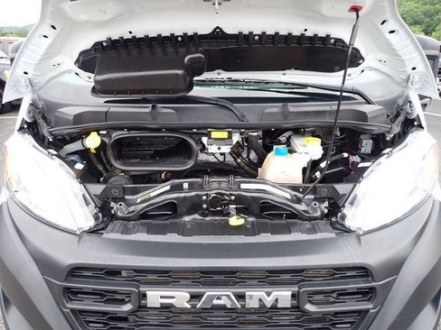 Used 2024 RAM ProMaster 2500 w/ Convenience Group FWD image 18