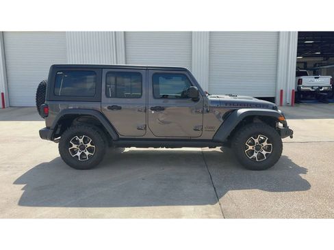 Used 2021 Jeep Wrangler Unlimited Rubicon image 9
