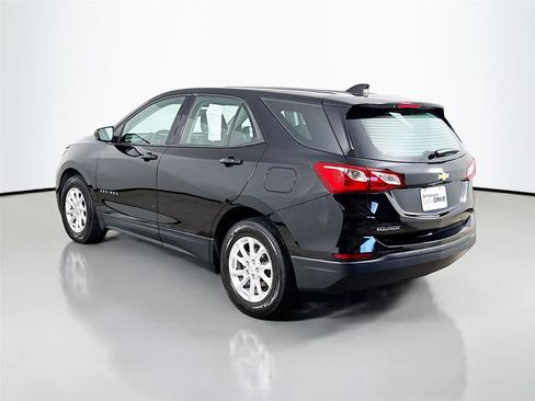 Used 2019 Chevrolet Equinox LS image 7