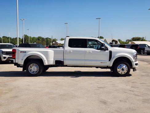 New 2026 Ford F450 Platinum w/ FX4 Off-Road Package AWD/4WD image 7