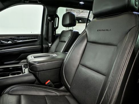 Used 2023 GMC Yukon XL Denali w/ Max Trailering Package AWD/4WD image 14