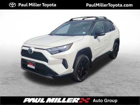 Certified 2022 Toyota RAV4 XSE AWD/4WD image 1