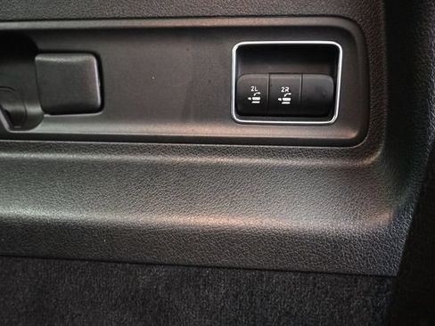 Used 2023 Mercedes-Benz GLE 350 4MATIC w/ 3rd Row Seat Package image 25