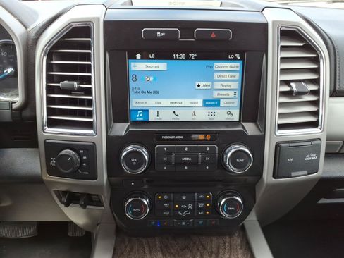 Used 2017 Ford F250 Lariat w/ Chrome Package AWD/4WD image 19