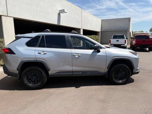 Used 2020 Toyota RAV4 LE w/ Carpet Mat Package FWD image 6