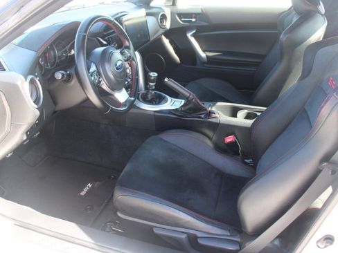 Used 2017 Subaru BRZ Limited w/ Performance Package RWD image 11