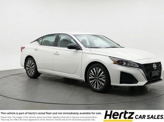 Used 2025 Nissan Altima 2.5 SV video 1