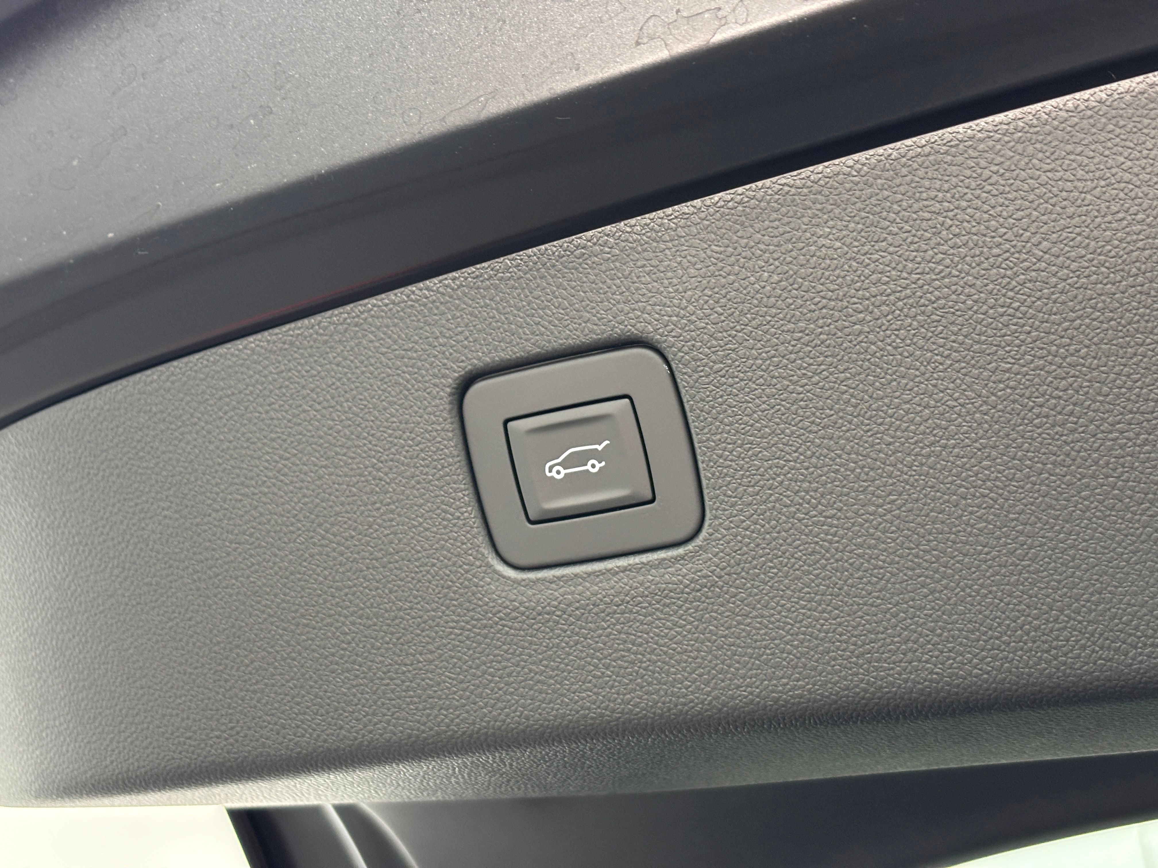 New 2026 Buick Envista Sport Touring w/ Convenience I Package FWD image 10
