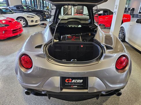 Used 2016 Alfa Romeo 4C Coupe w/ Convenience Group - Coupe RWD image 27