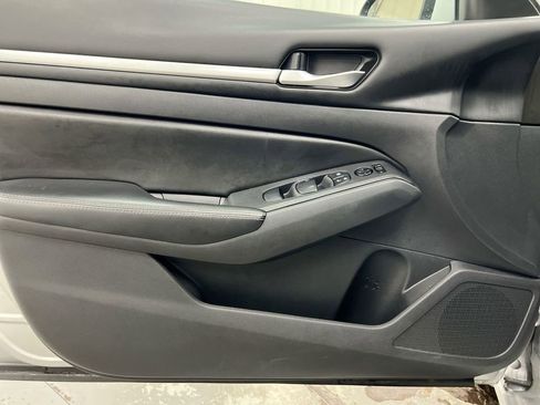Used 2022 Nissan Altima 2.5 SV FWD image 20