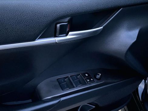 Certified 2023 Toyota Camry SE image 31