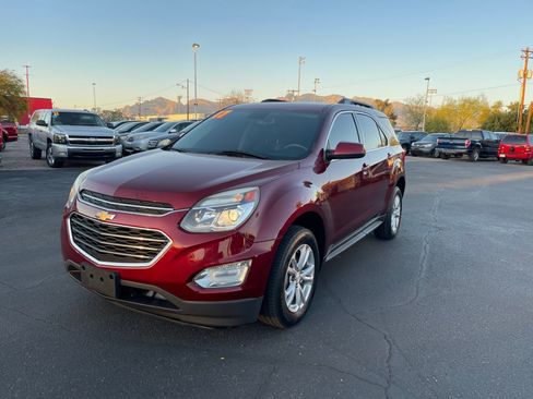Used 2017 Chevrolet Equinox LT w/ Convenience Package image 1