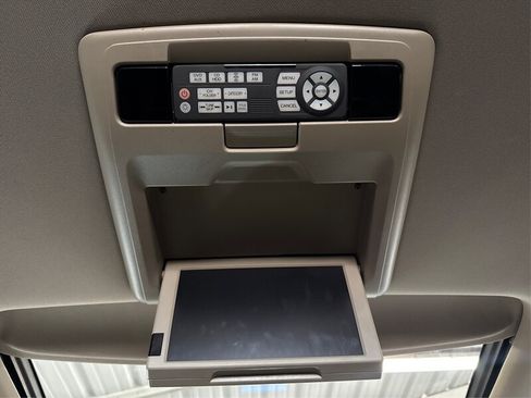 Used 2011 Honda Odyssey Touring image 17