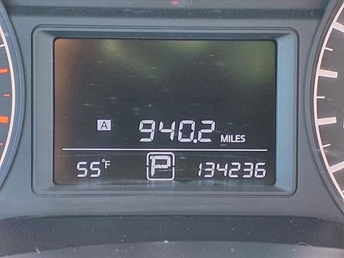 Used 2016 Nissan Sentra S image 11