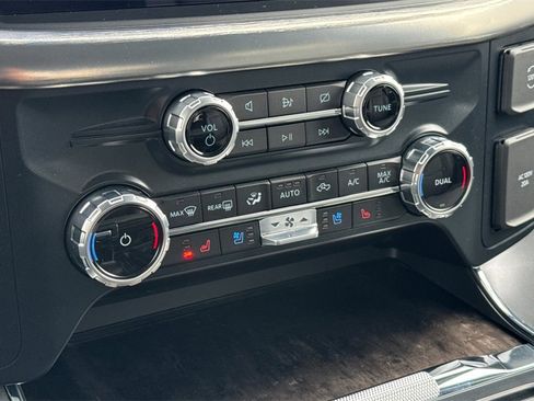 Used 2023 Ford F150 Lariat w/ Equipment Group 502A High image 20