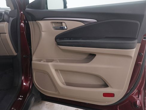 Used 2022 Honda Pilot Special Edition image 9