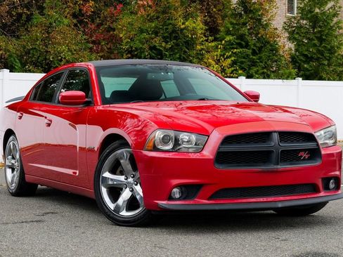 Used 2013 Dodge Charger R/T image 1