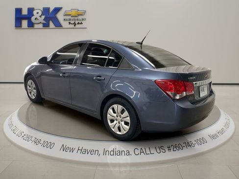Used 2014 Chevrolet Cruze LS image 4