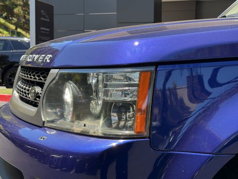 Used 2011 Land Rover Range Rover Sport HSE AWD/4WD image 12