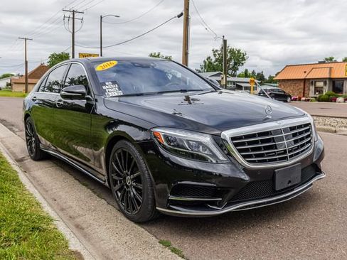 Used 2016 Mercedes-Benz S 550 4MATIC Sedan image 3