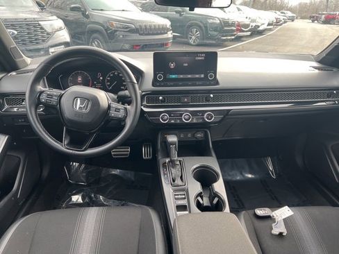 Used 2025 Honda Civic Sport image 16