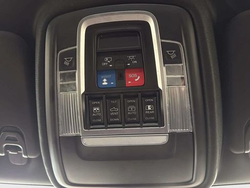 Used 2020 RAM 1500 Sport w/ Leather & Sound Group AWD/4WD image 31
