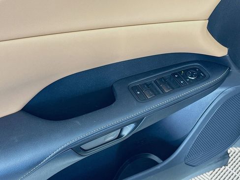 Used 2025 Lexus RX 350 Premium w/ Accessory Package (Z1) FWD image 18