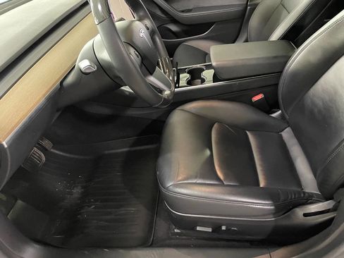Used 2020 Tesla Model 3 Standard Range Plus image 15