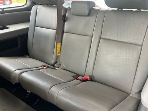 Used 2016 Toyota Sequoia Platinum AWD/4WD image 13