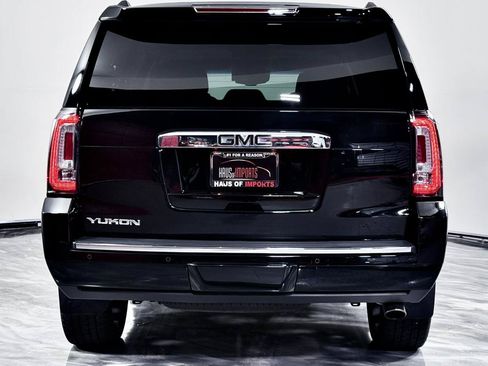 Used 2019 GMC Yukon Denali w/ Denali Ultimate Package AWD/4WD image 8