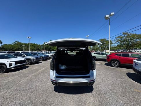 New 2026 Chevrolet Tahoe High Country RWD image 8