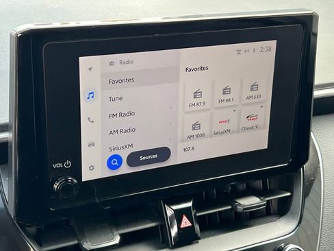 Used 2023 Toyota Corolla LE w/ Carpet Mat Package (TMS) image 20