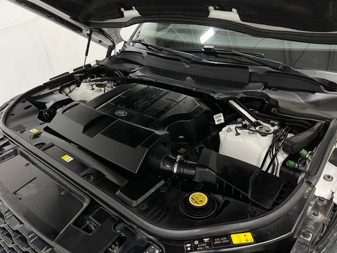 Used 2018 Land Rover Range Rover Sport HSE Dynamic image 29