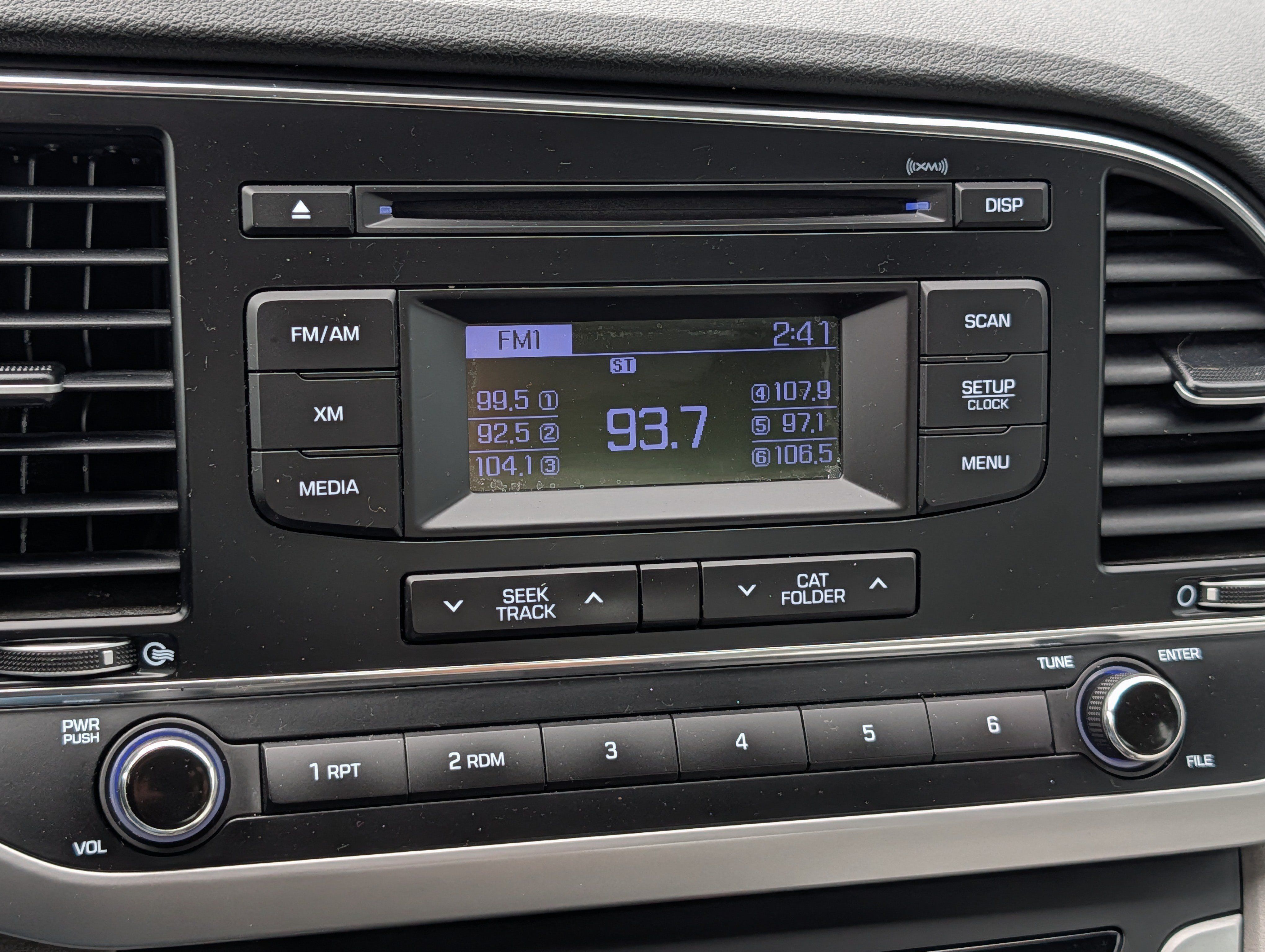 Used 2017 Hyundai Elantra SE FWD image 22