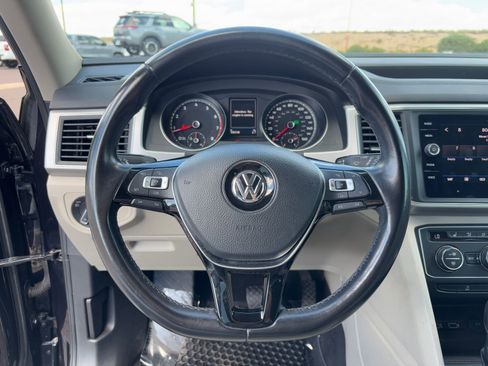 Used 2018 Volkswagen Atlas SE image 18