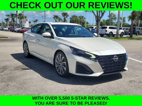 Used 2023 Nissan Altima 2.5 SL FWD image 3