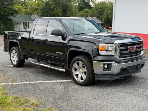 Used 2014 GMC Sierra 1500 SLE w/ SLE Value Package AWD/4WD image 3