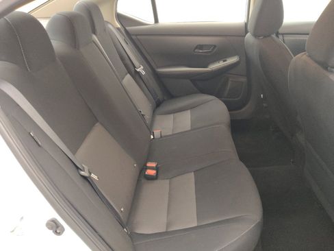 Used 2024 Nissan Sentra SV FWD image 19