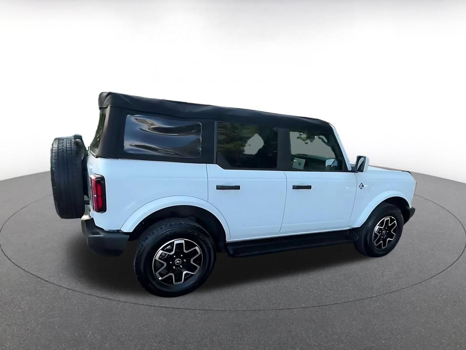 Used 2026 Ford Bronco Outer Banks AWD/4WD image 13