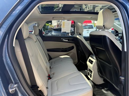 Used 2019 Ford Edge Titanium w/ Cold Weather Package AWD/4WD image 28