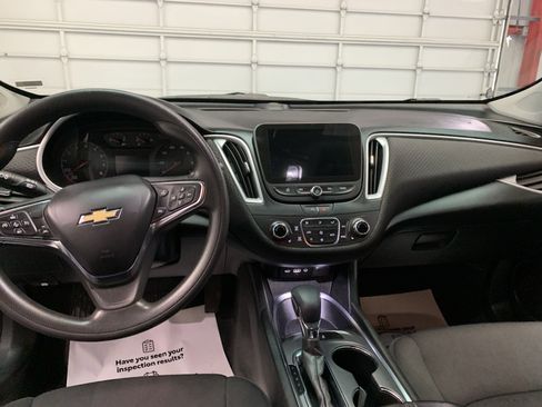 Used 2023 Chevrolet Malibu LT image 14