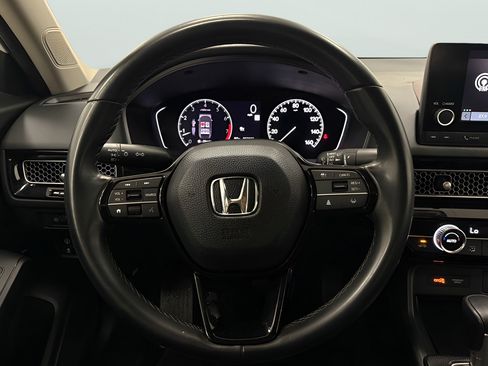 Used 2022 Honda Civic EX image 16
