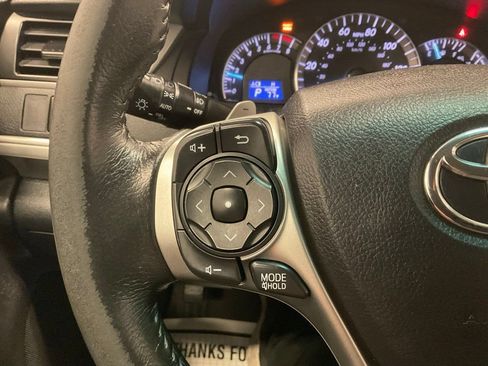 Used 2014 Toyota Camry SE FWD image 21
