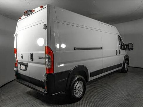 Used 2023 RAM ProMaster 2500 FWD image 7