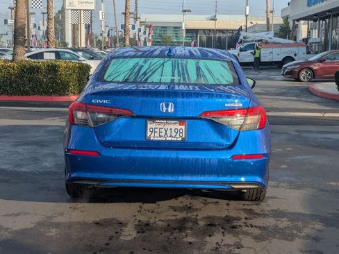 Used 2023 Honda Civic Touring image 17