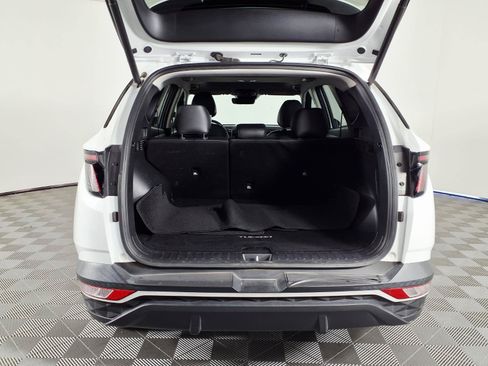 Certified 2022 Hyundai Tucson SEL w/ Convenience + Premium Package FWD image 8